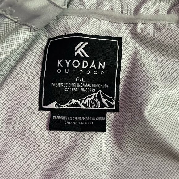 Rain jacket - Picture 2 of 3